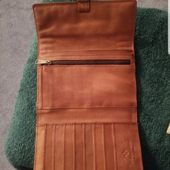 Patricia Nash Leather wallet - Picture 3 of 6